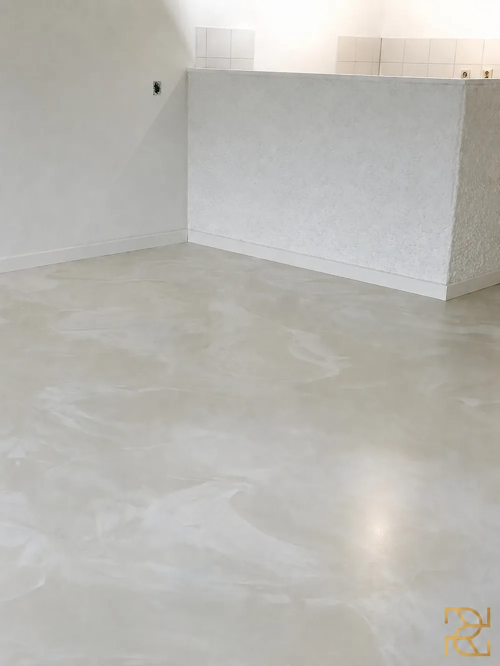 De stilte van Japandi, epoxy gietvloerproject van Rocco Resin